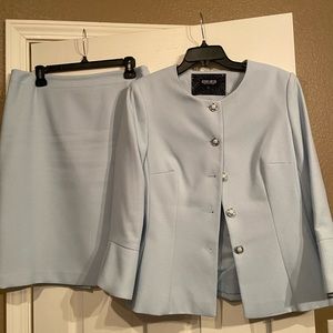 John Meyer Ladies Suit, Size 10